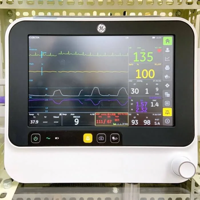 敦品動物醫院 手術高階生理監視器 GE B105