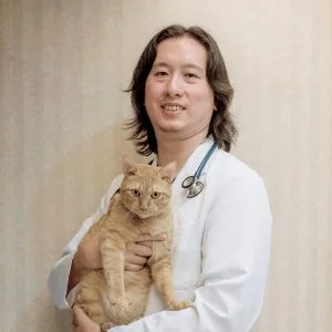 敦品動物醫院院長劉榮宗獸醫師